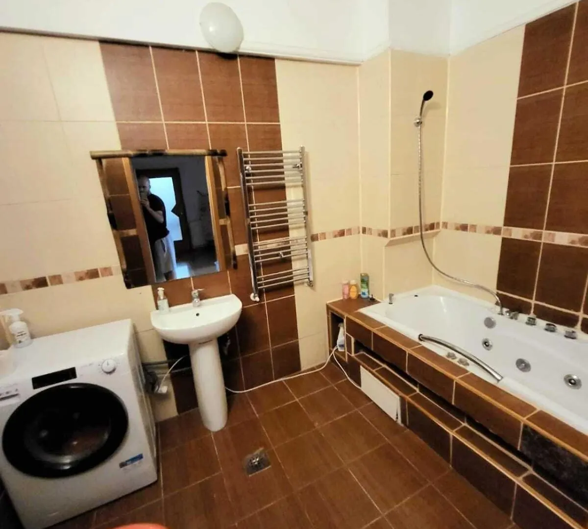 The Big Apartment Бухарест