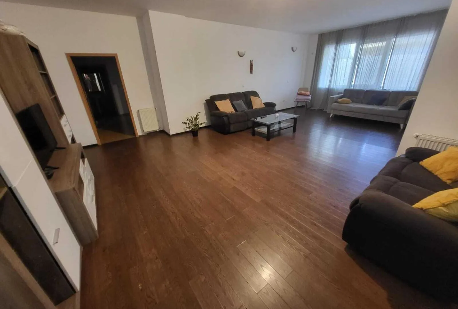 The Big Apartment Бухарест