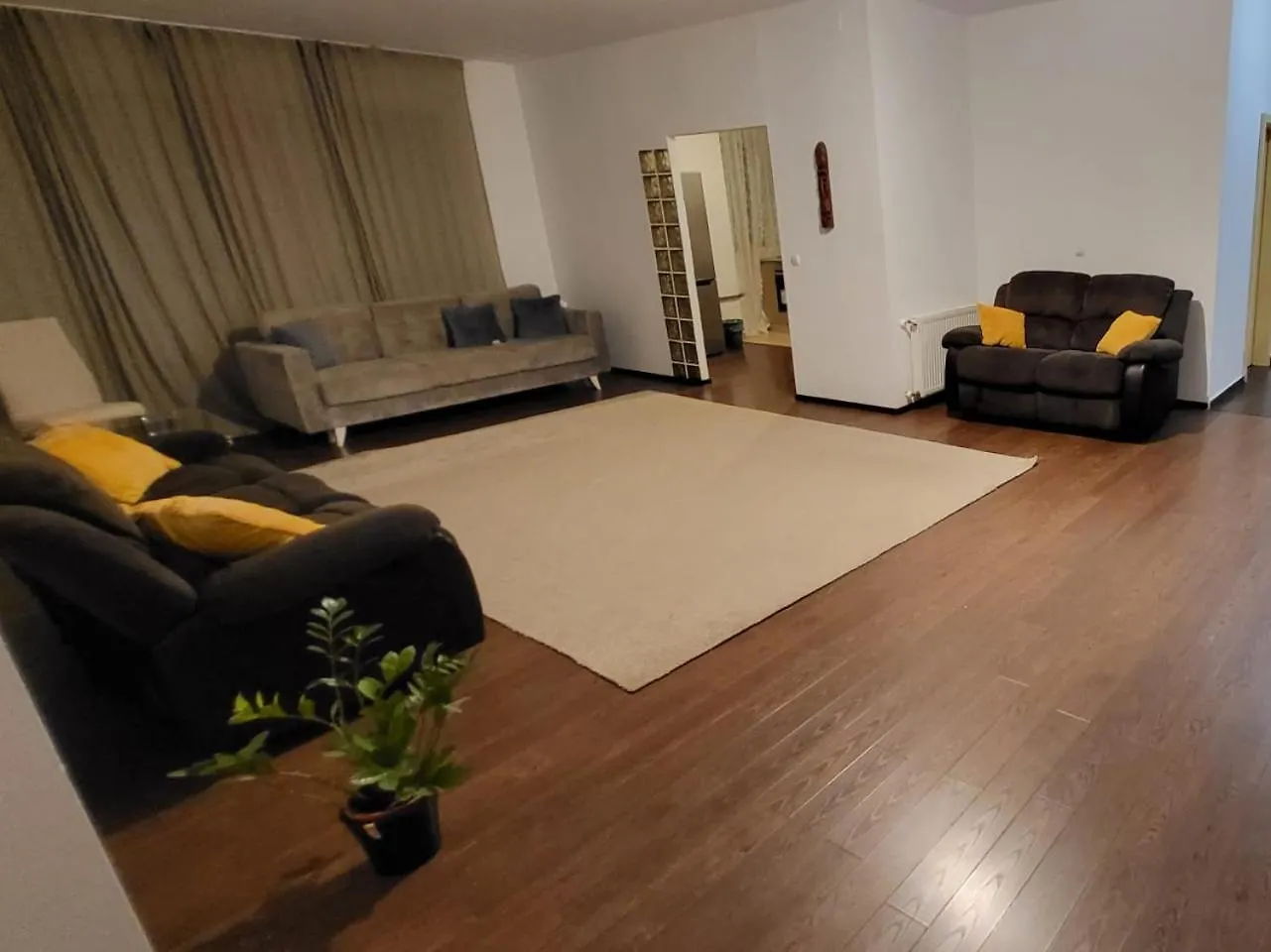 The Big Apartment Бухарест Румыния